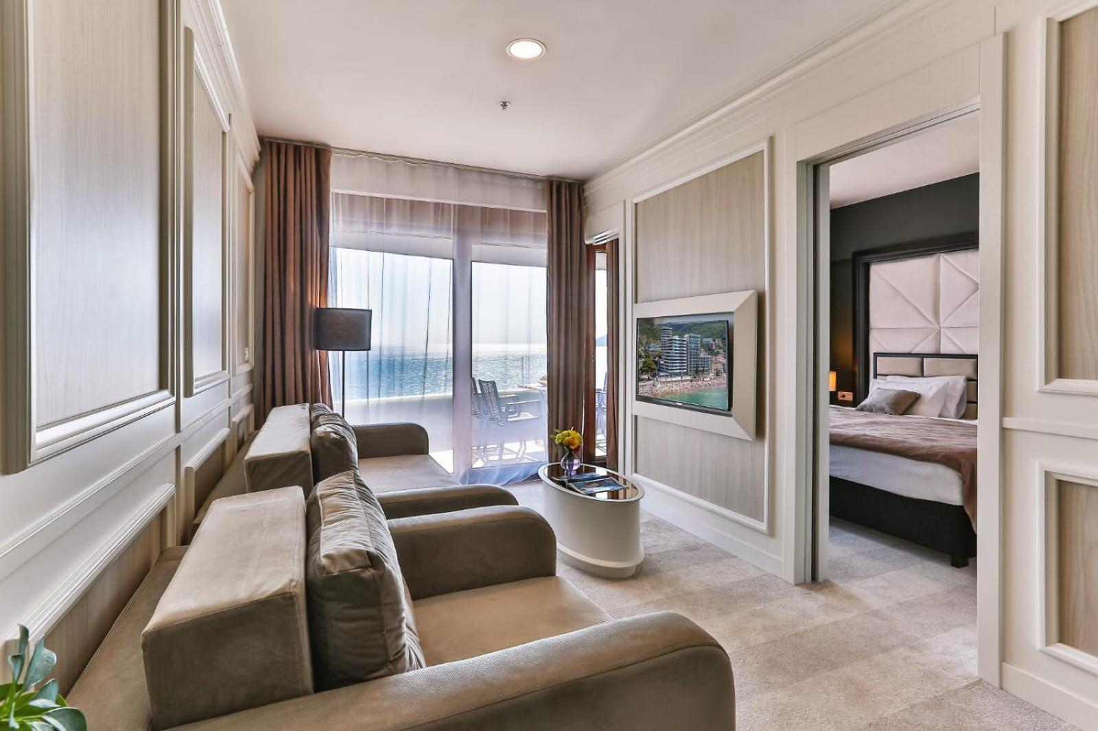 Maresia Boutique Suites 부드바 외부 사진