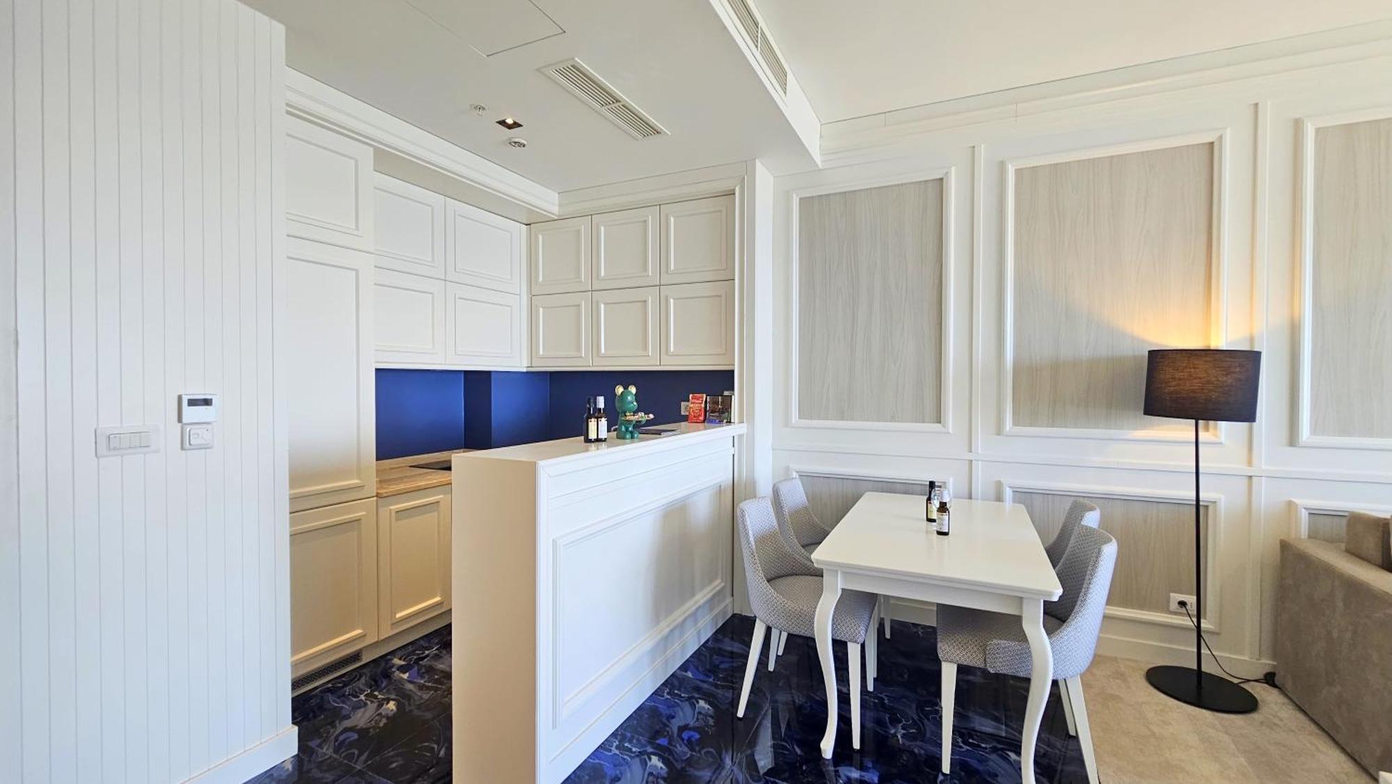 Maresia Boutique Suites 부드바 외부 사진