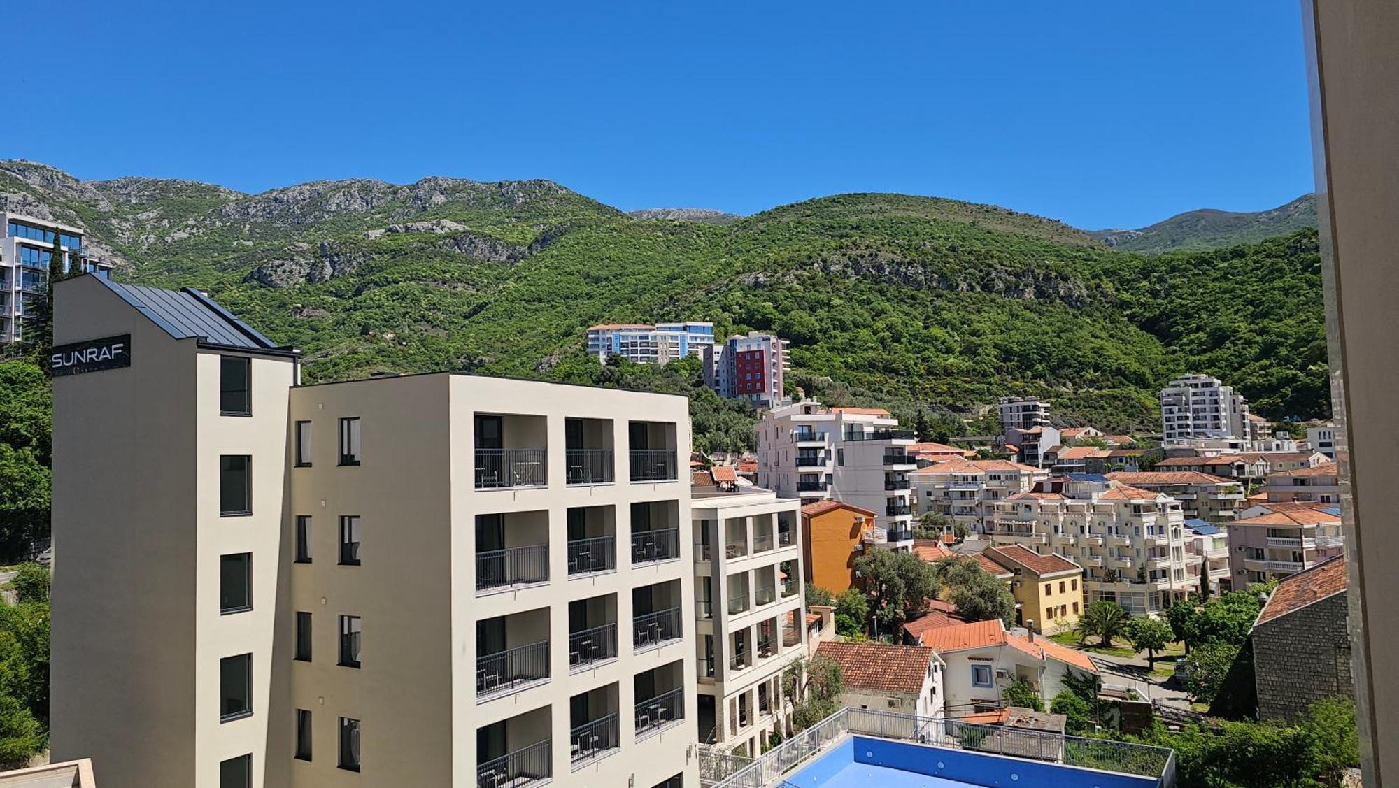 Maresia Boutique Suites 부드바 외부 사진