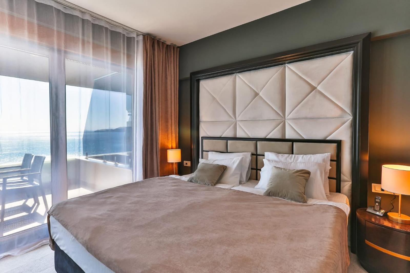 Maresia Boutique Suites 부드바 외부 사진